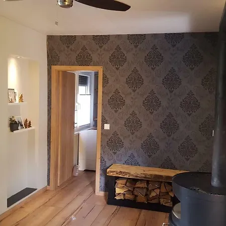 펜션 Kleines Ferienhaus In Ruhiger Lage